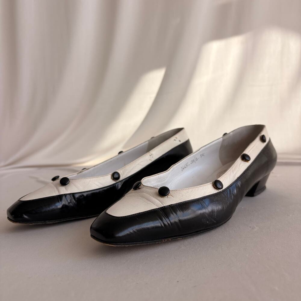 Vintage Delman Black & White Leather Low Block Heels - Button Detail, 1" Heel